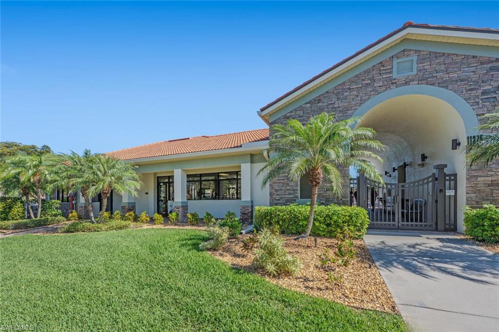 REFLECTION ISLES - Residential