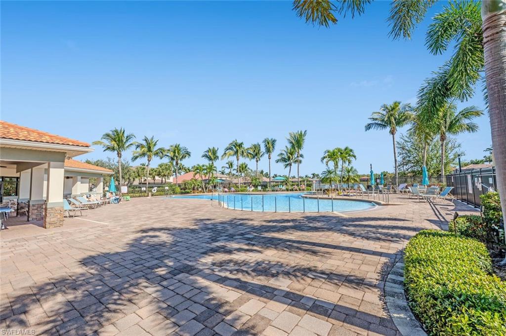 REFLECTION ISLES - Residential