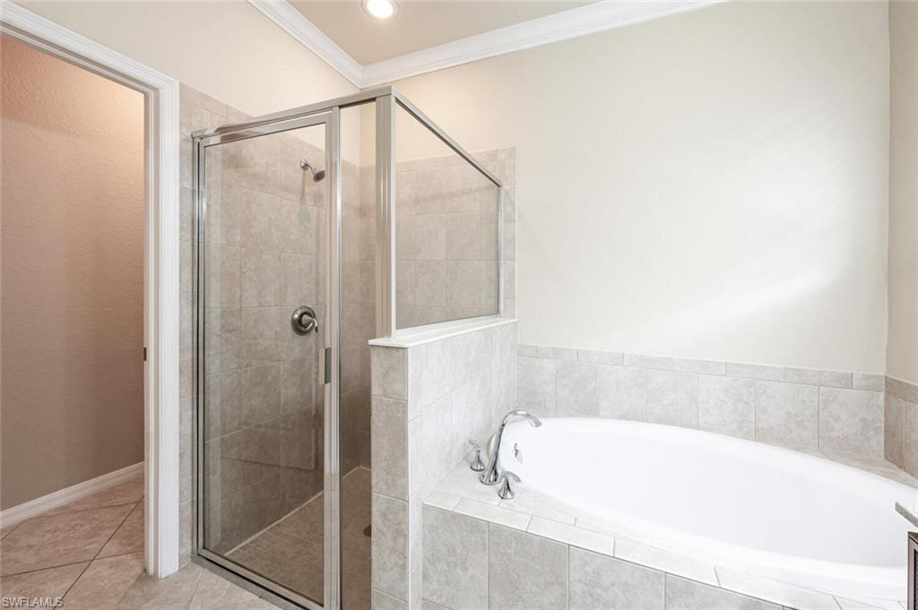 REFLECTION ISLES - Residential