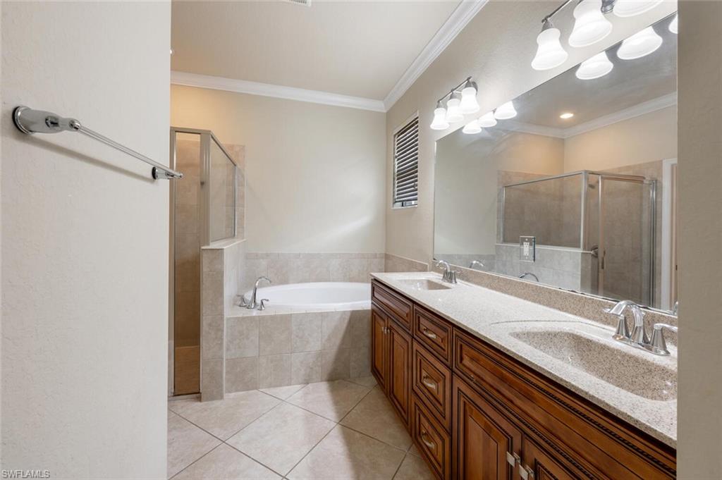 REFLECTION ISLES - Residential