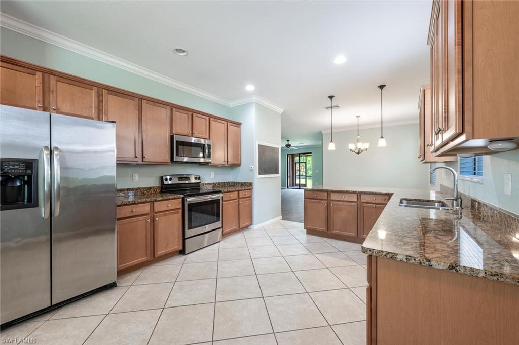 REFLECTION ISLES - Residential