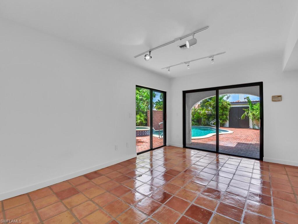 TIERRA MAR - Residential