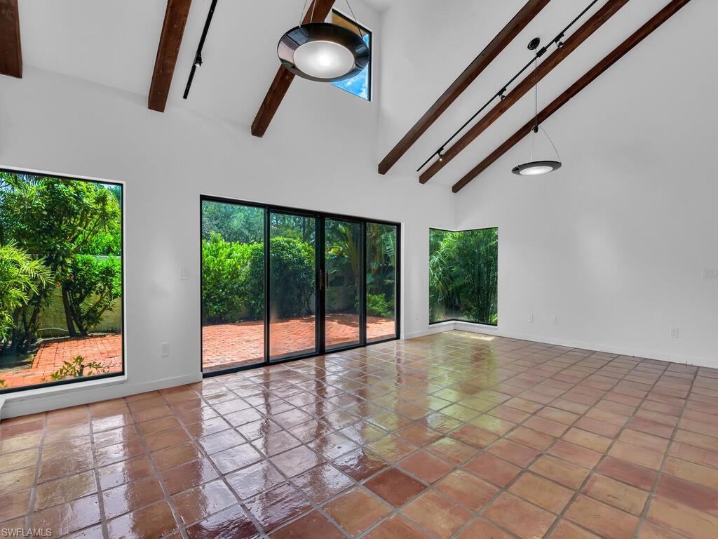 TIERRA MAR - Residential