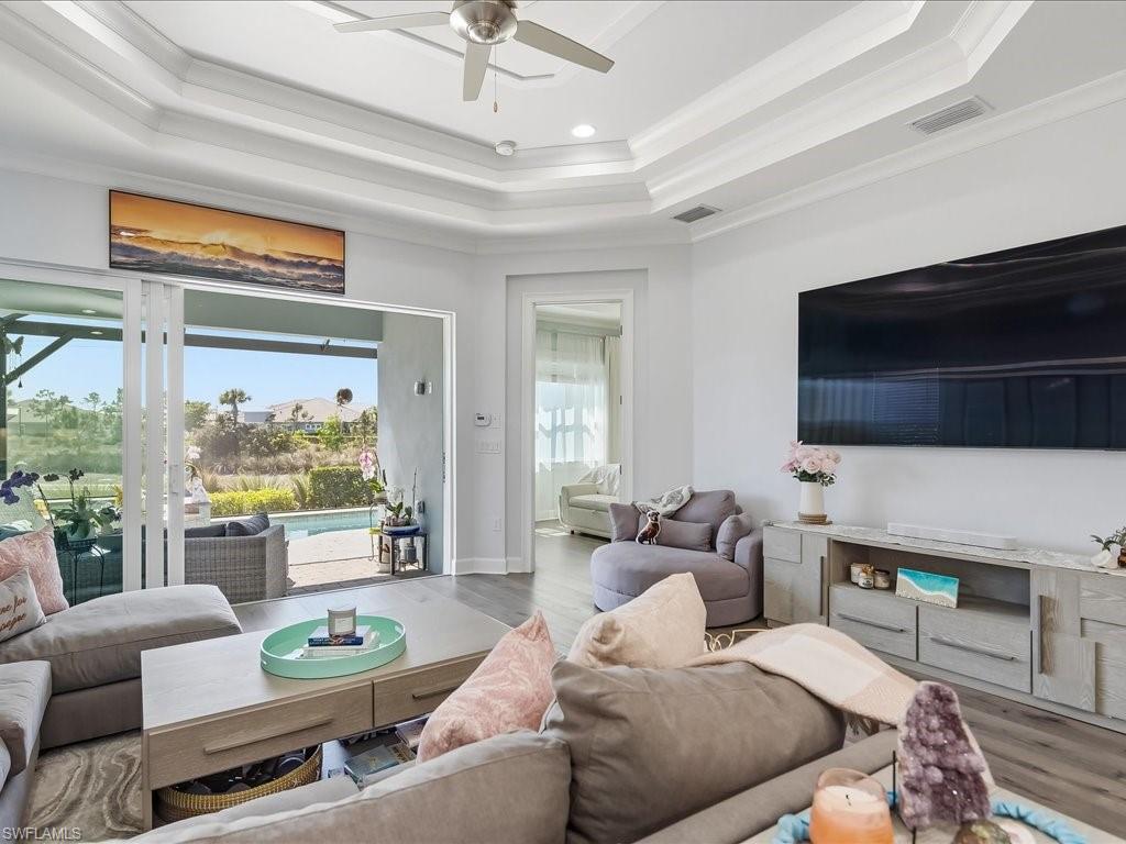 ISLES OF COLLIER PRESERVE - Residential