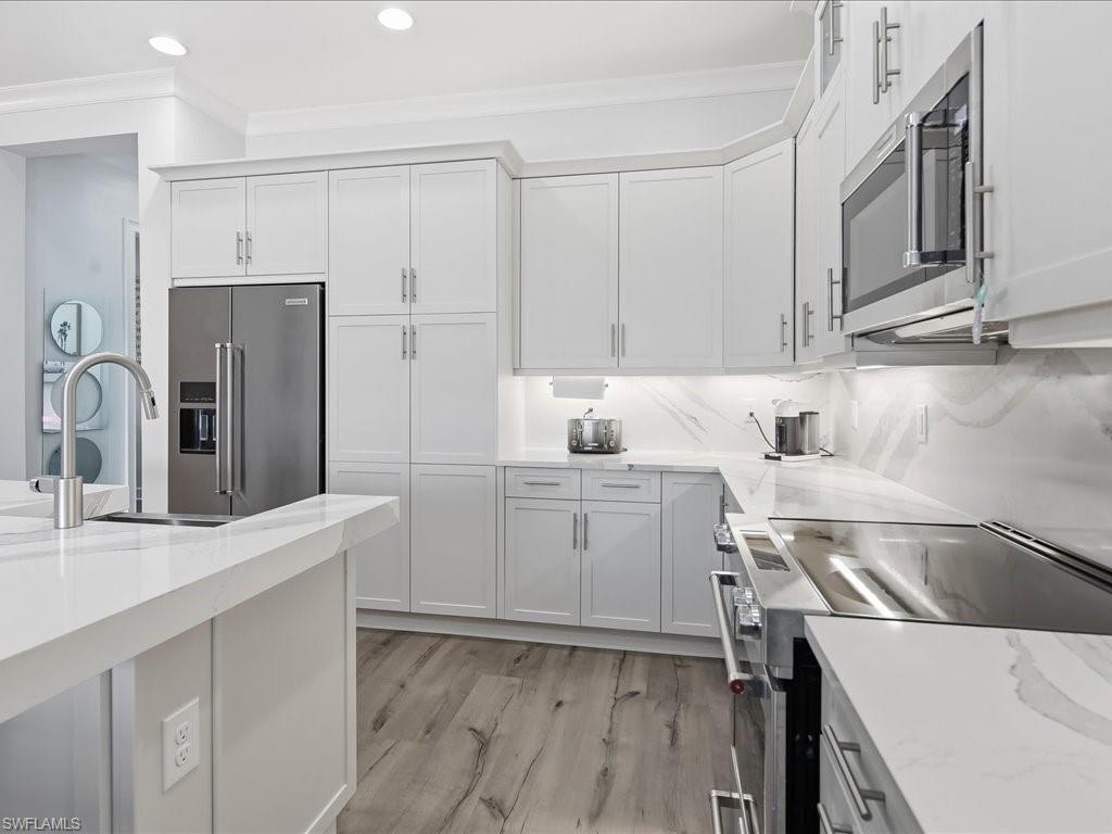 ISLES OF COLLIER PRESERVE - Residential