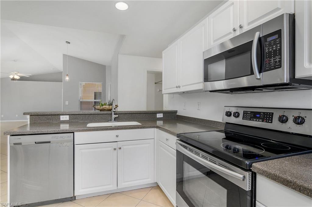 GOLDEN GATE ESTATES - Residential