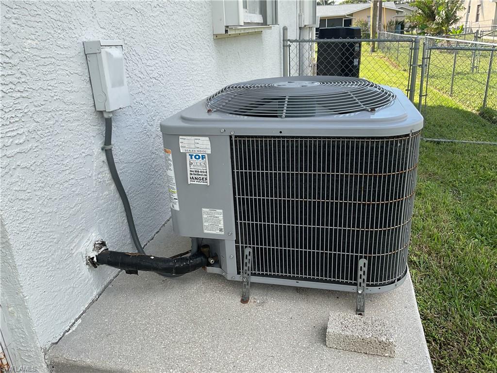 CAPE CORAL - Residential Lease