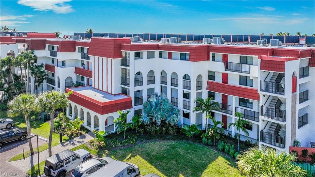 POINTE SANTO DE SANIBEL CONDO - Residential