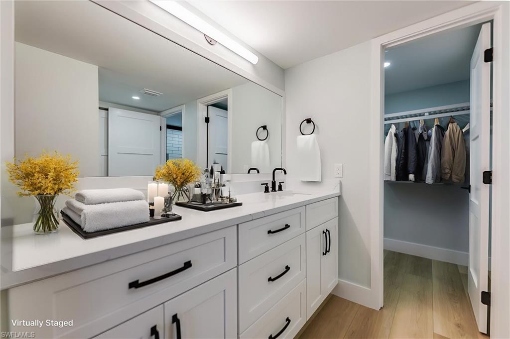 POINTE SANTO DE SANIBEL CONDO - Residential