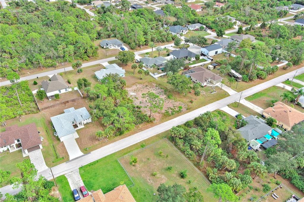 PORT CHARLOTTE - Land