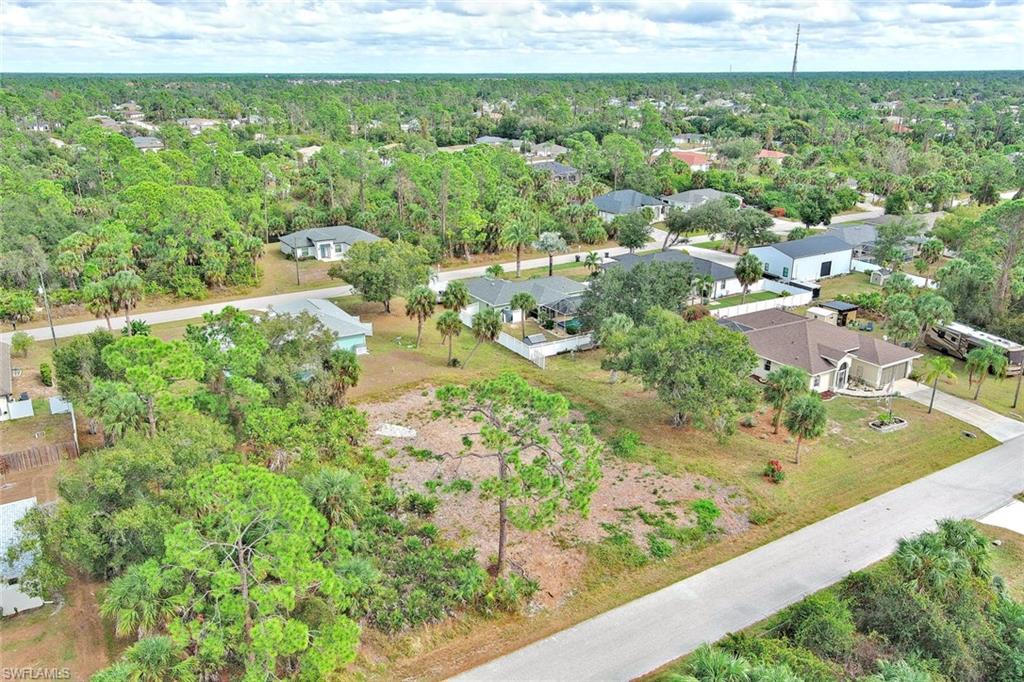 PORT CHARLOTTE - Land