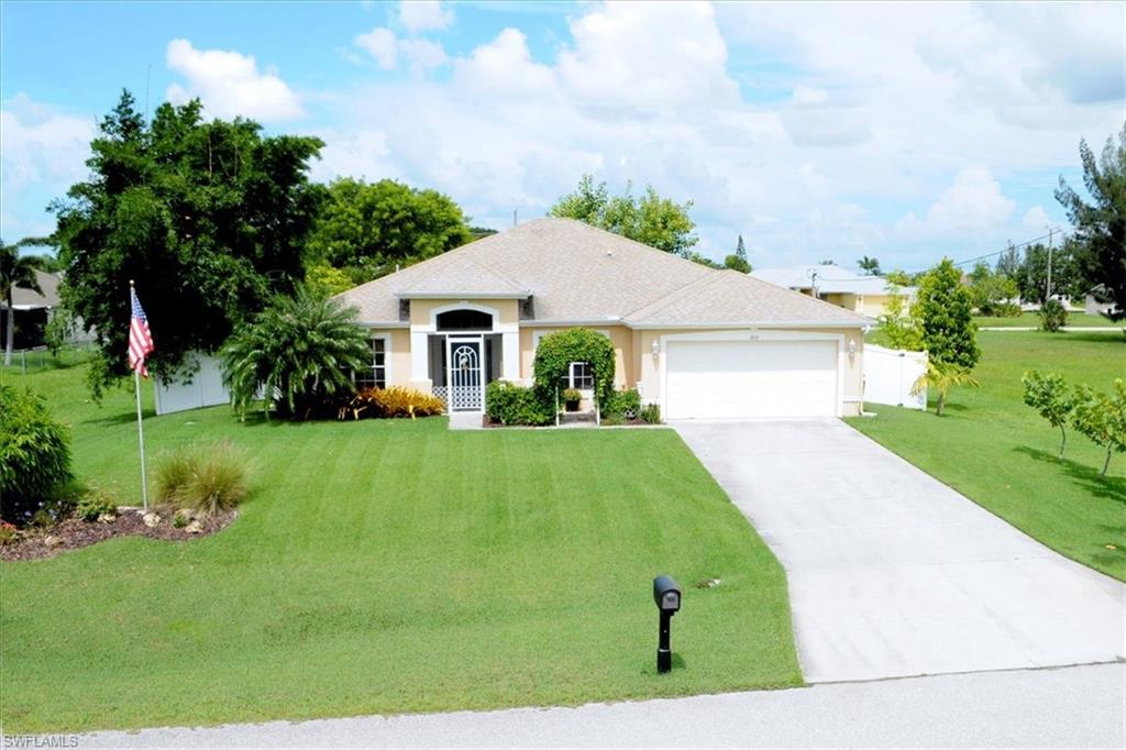 CAPE CORAL - Residential
