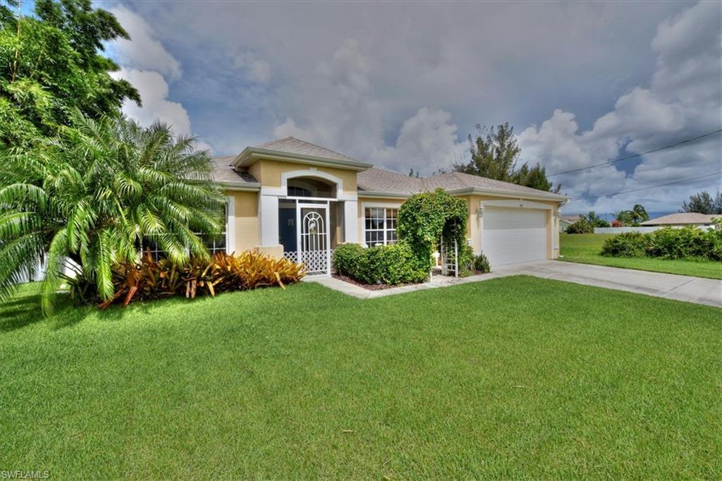 CAPE CORAL - Residential
