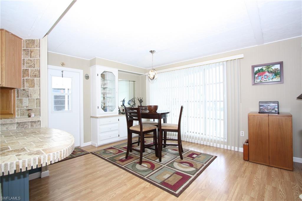 SIX LAKES COUNTRY CLUB - Residential