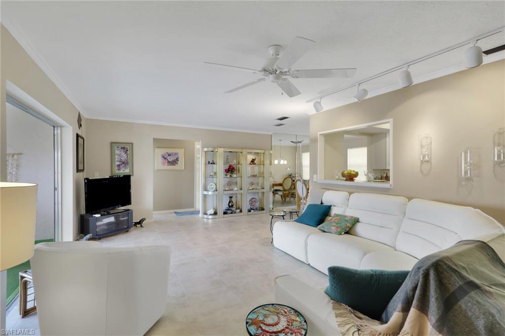 BEACH VILLA CONDO - Residential