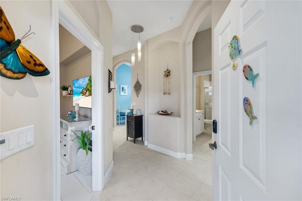 8683 Ibis Cove CIR