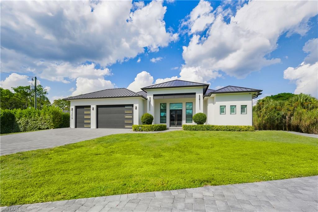 GOLDEN GATE ESTATES - Residential