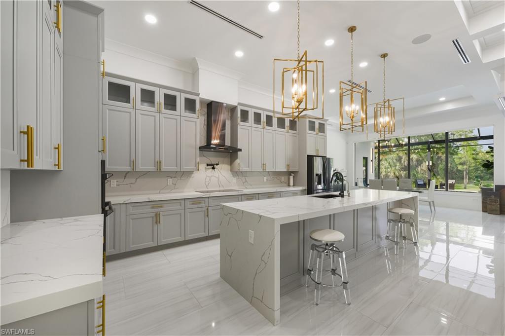 GOLDEN GATE ESTATES - Residential