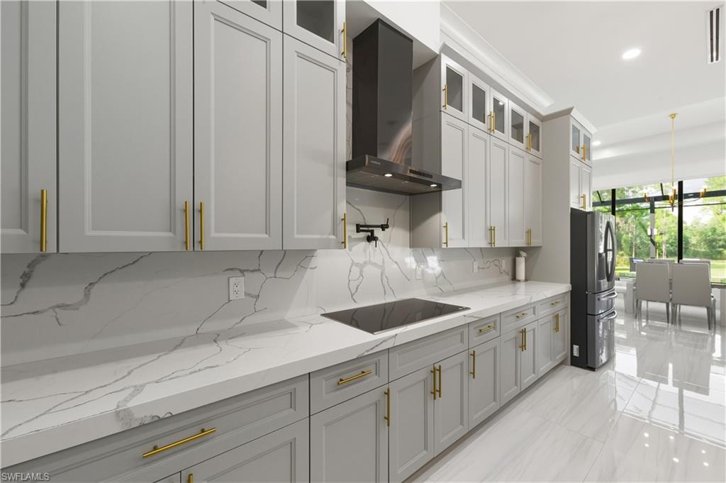 GOLDEN GATE ESTATES - Residential