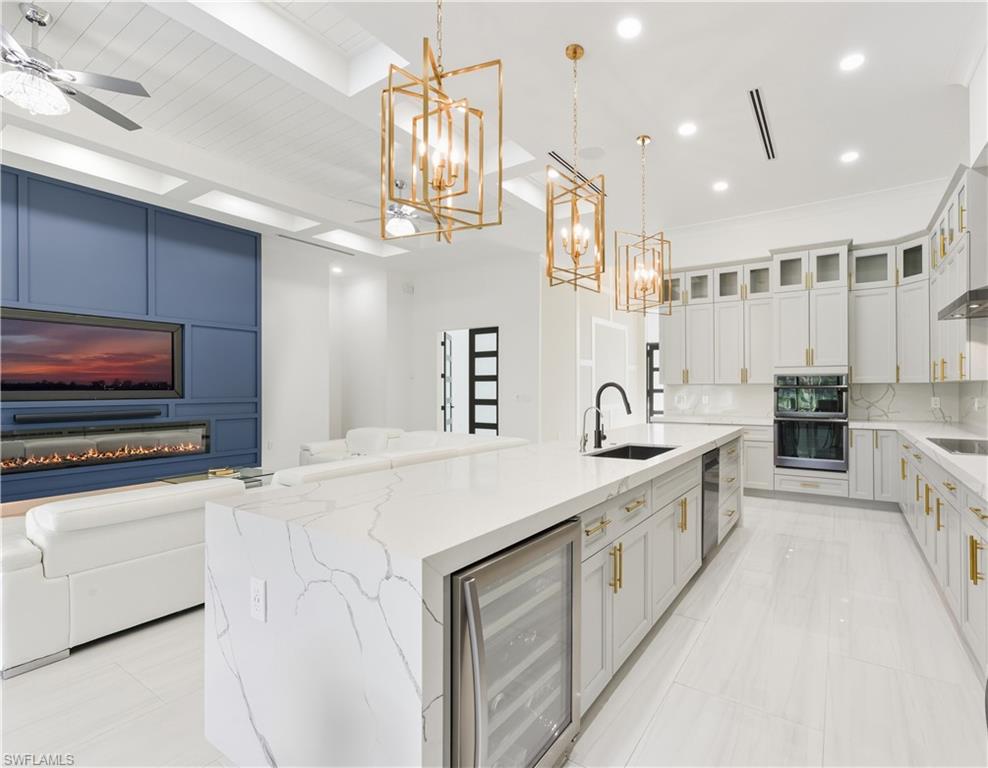 GOLDEN GATE ESTATES - Residential