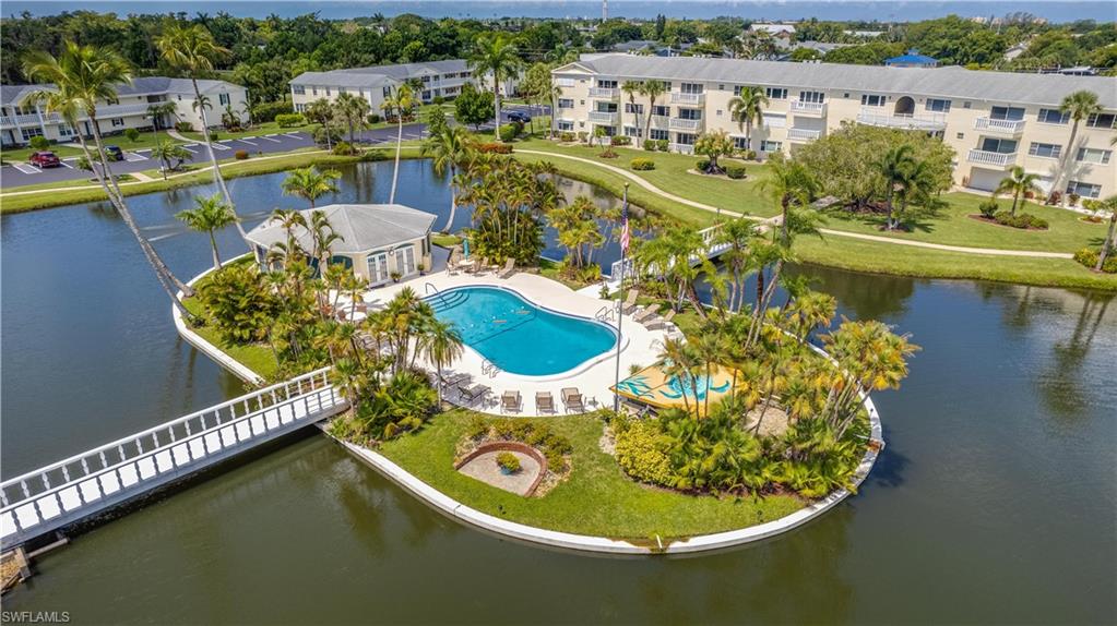 STRATFORD PLACE CONDO - Residential