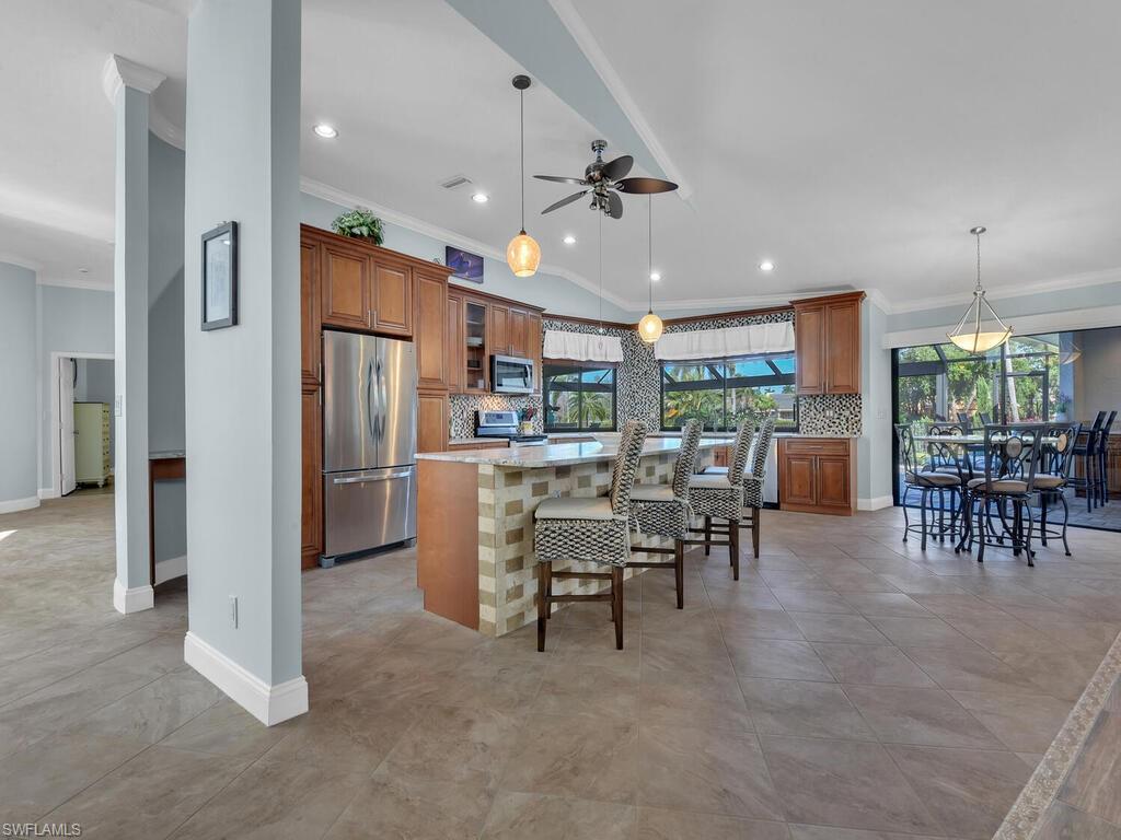 FIDDLESTICKS COUNTRY CLUB - Residential