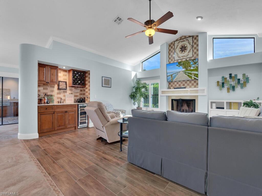 FIDDLESTICKS COUNTRY CLUB - Residential