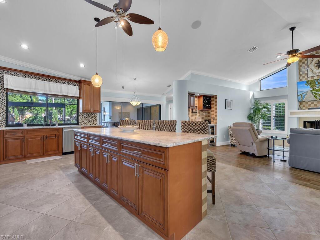 FIDDLESTICKS COUNTRY CLUB - Residential