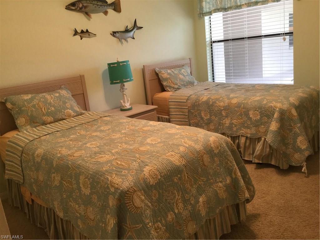 VILLAGES - Residential