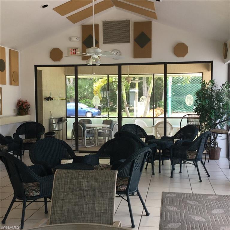 VILLAGES - Residential