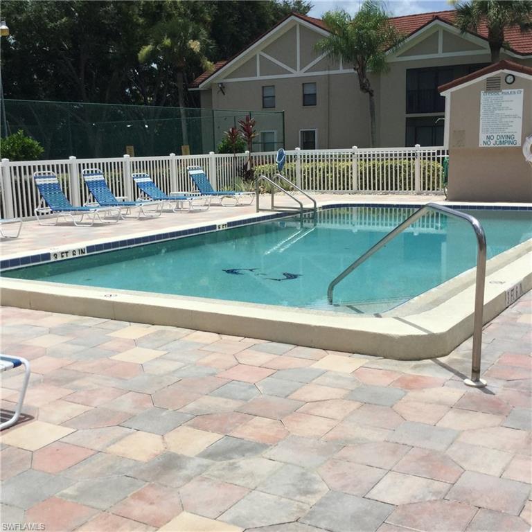 VILLAGES - Residential