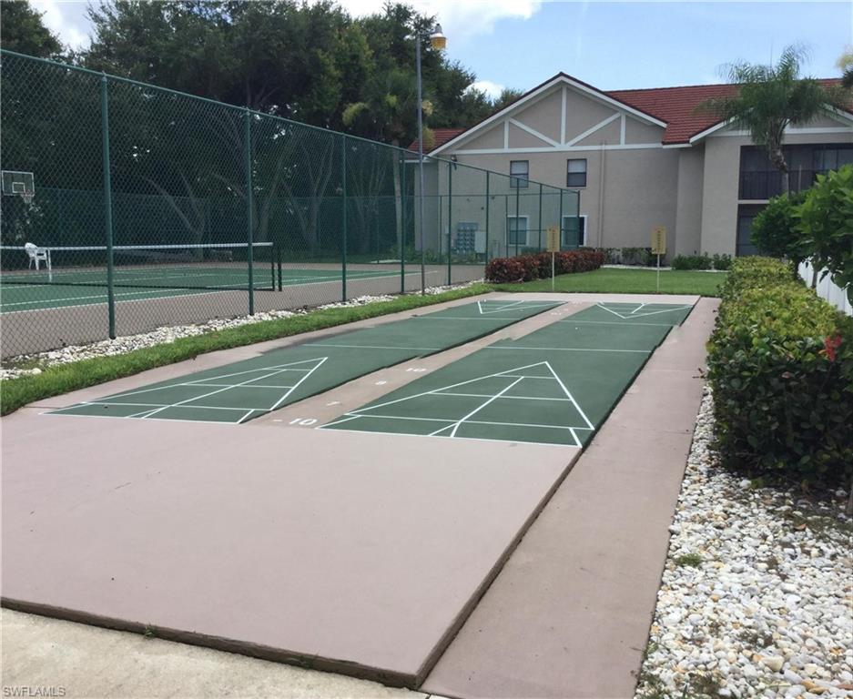 VILLAGES - Residential