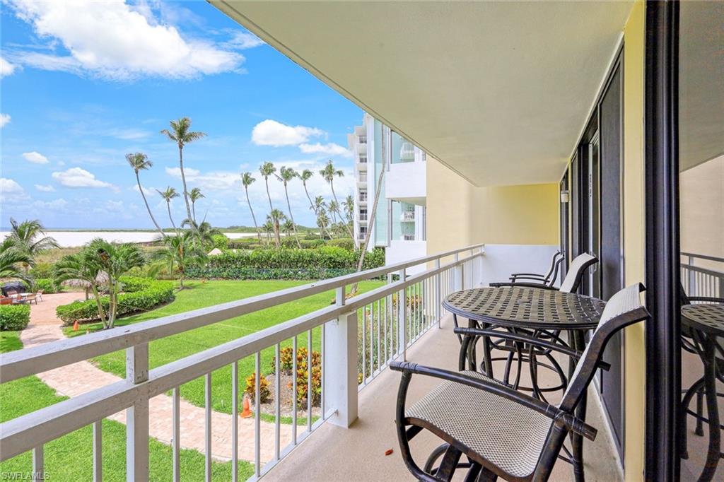 TRADEWINDS APTS OF MARCO ISLAND - Residential