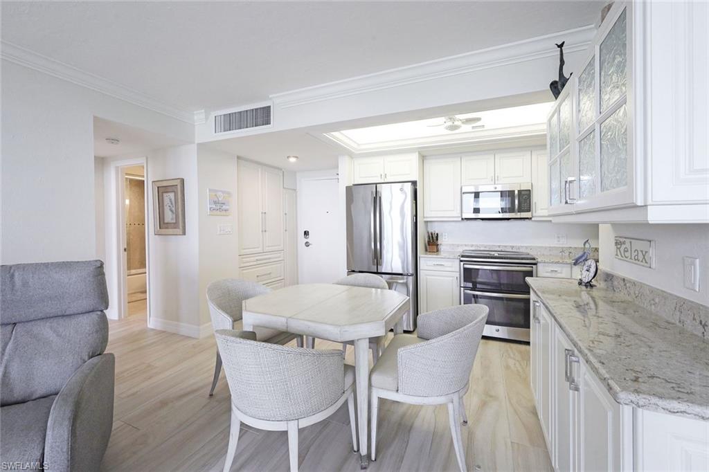 TRADEWINDS APTS OF MARCO ISLAND - Residential