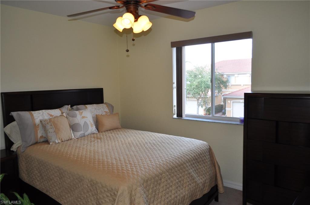 COLONNADE AT FORUM - Residential