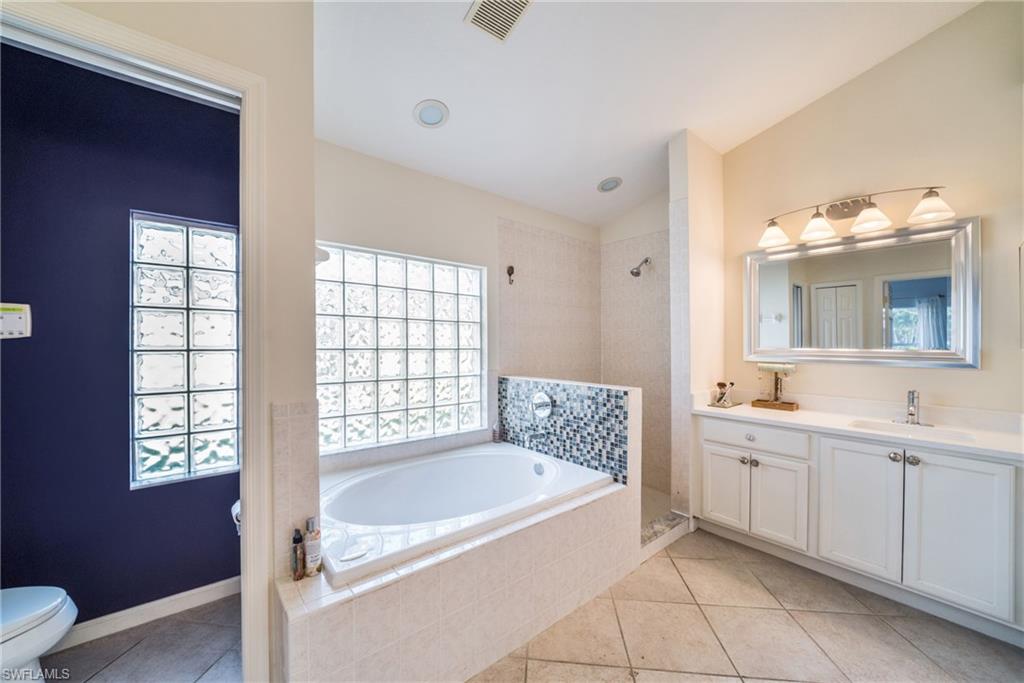 AUTUMN WOODS - Residential