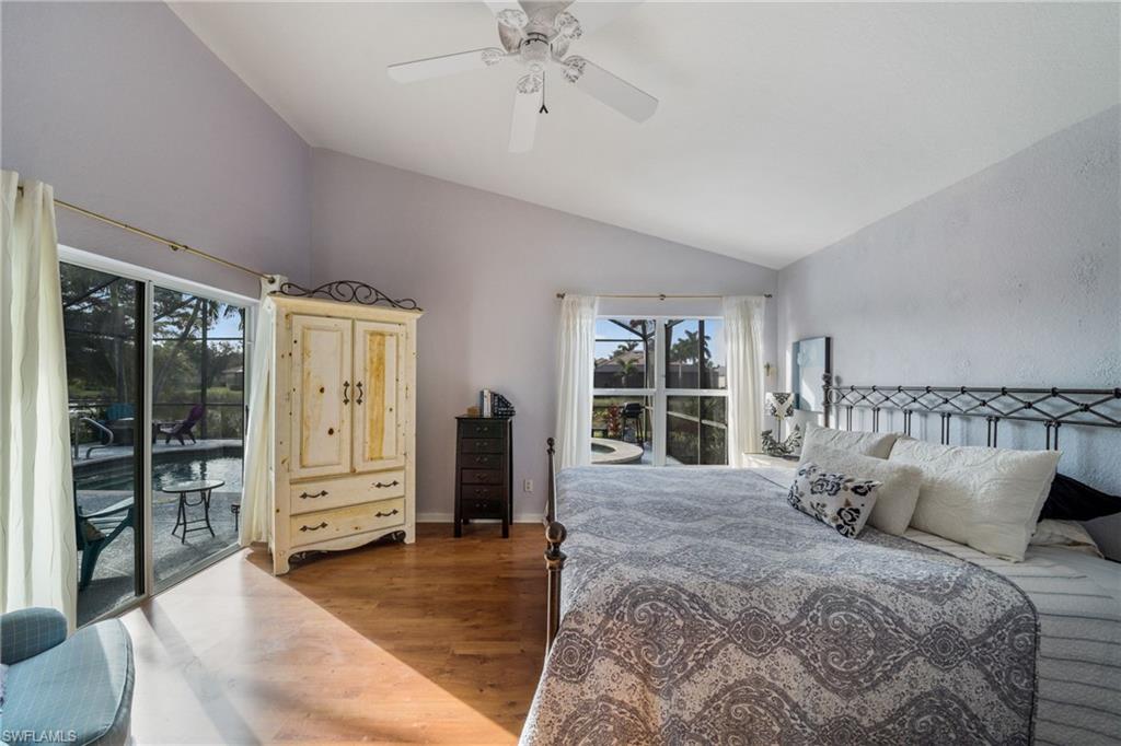 AUTUMN WOODS - Residential