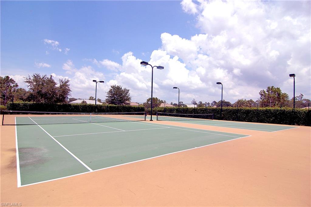 AUTUMN WOODS - Residential