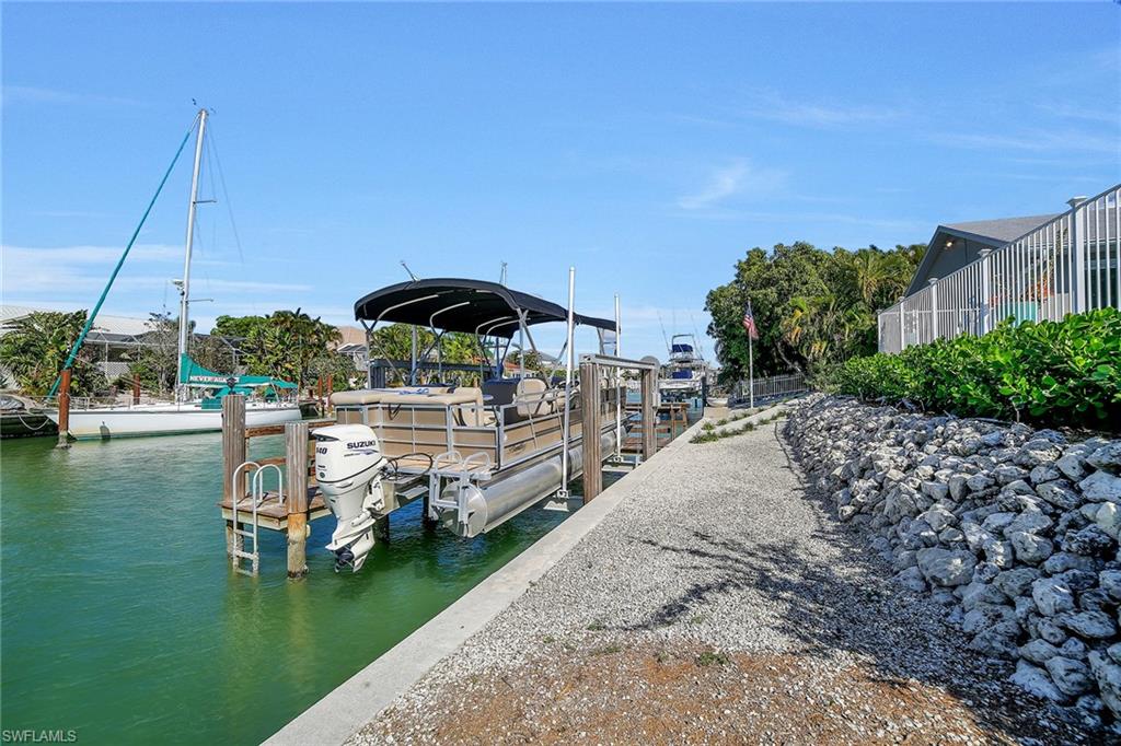 MARCO BEACH - Residential