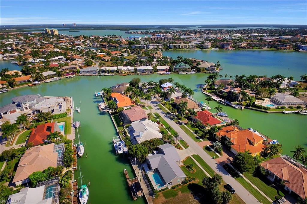 MARCO BEACH - Residential