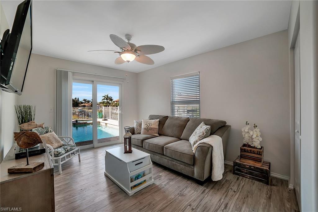 MARCO BEACH - Residential