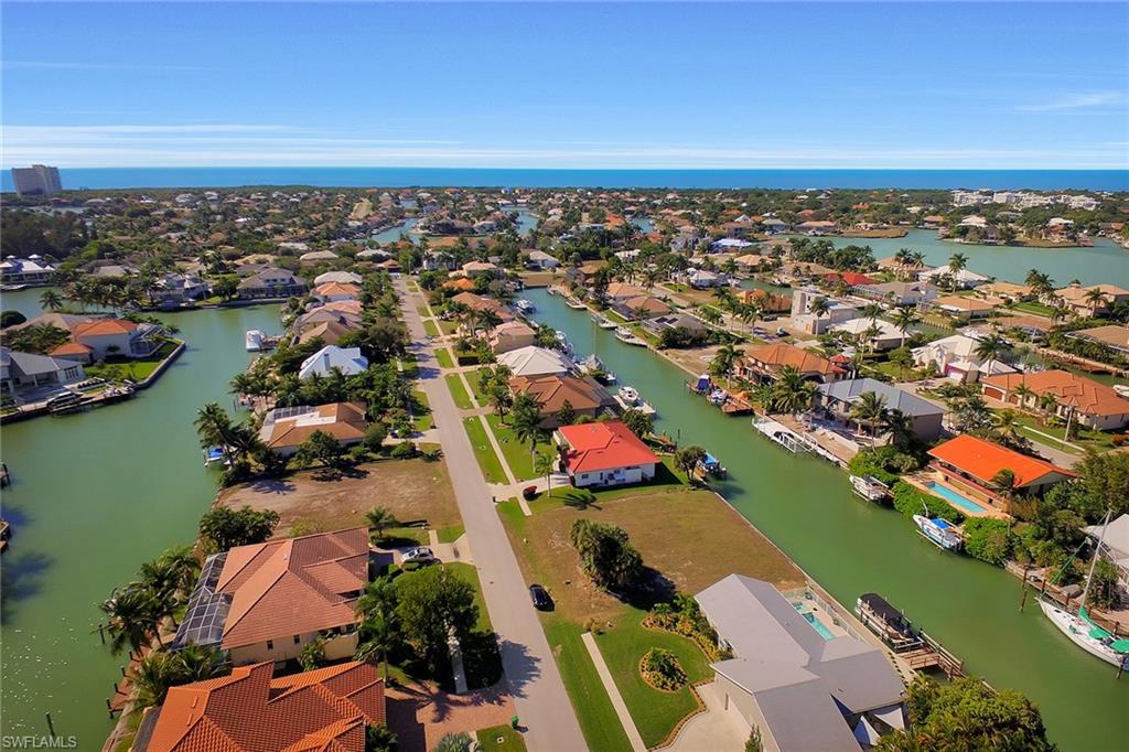 MARCO BEACH - Residential