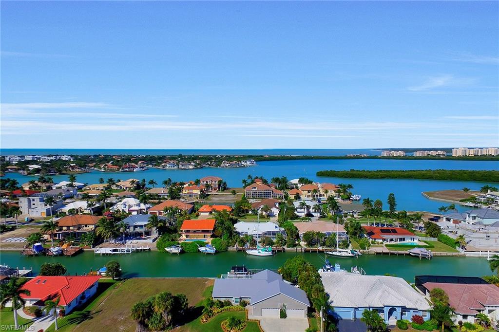 MARCO BEACH - Residential