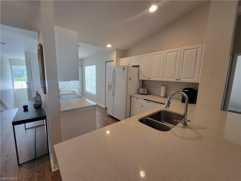 LAKEVIEW AT CARLTON LAKES - Residential Lease