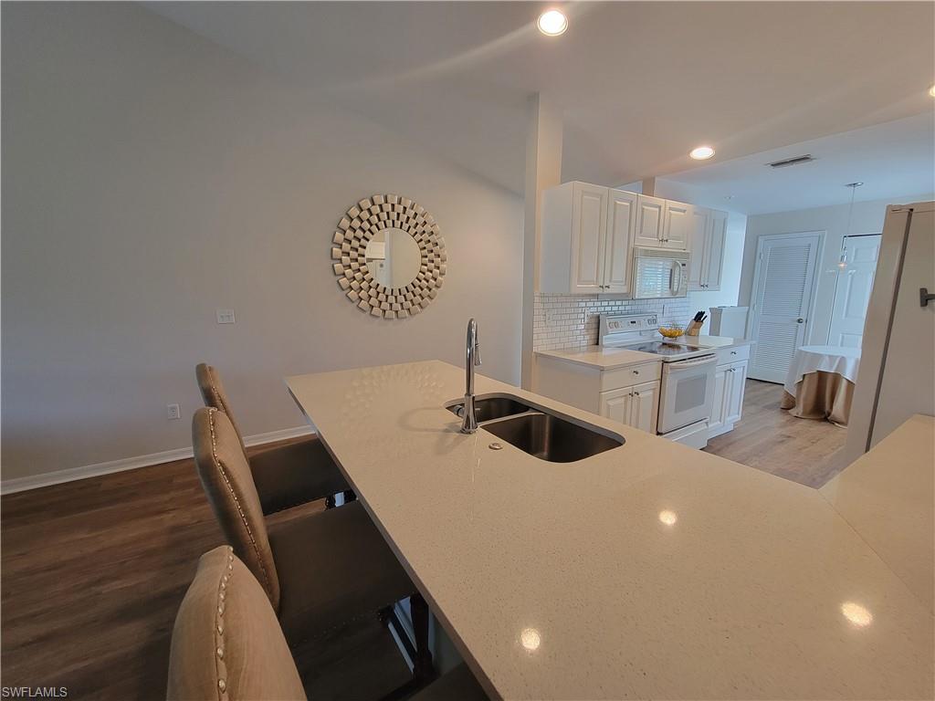 LAKEVIEW AT CARLTON LAKES - Residential Lease