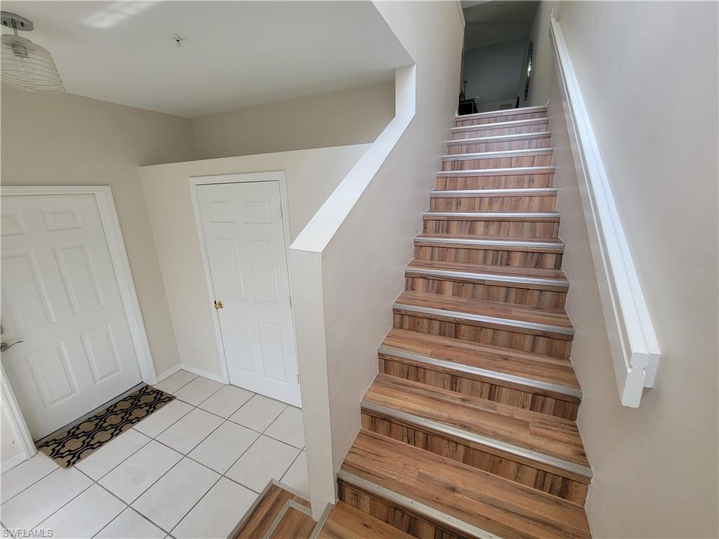 LAKEVIEW AT CARLTON LAKES - Residential Lease