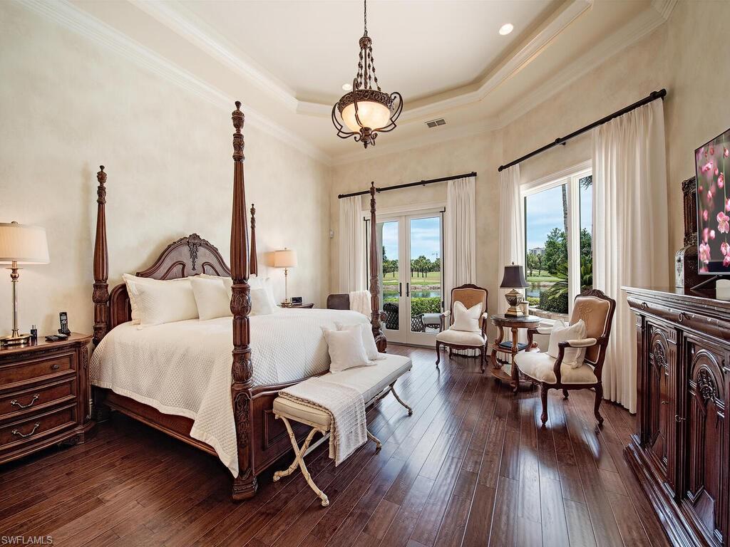 MESSINA COURT - Residential