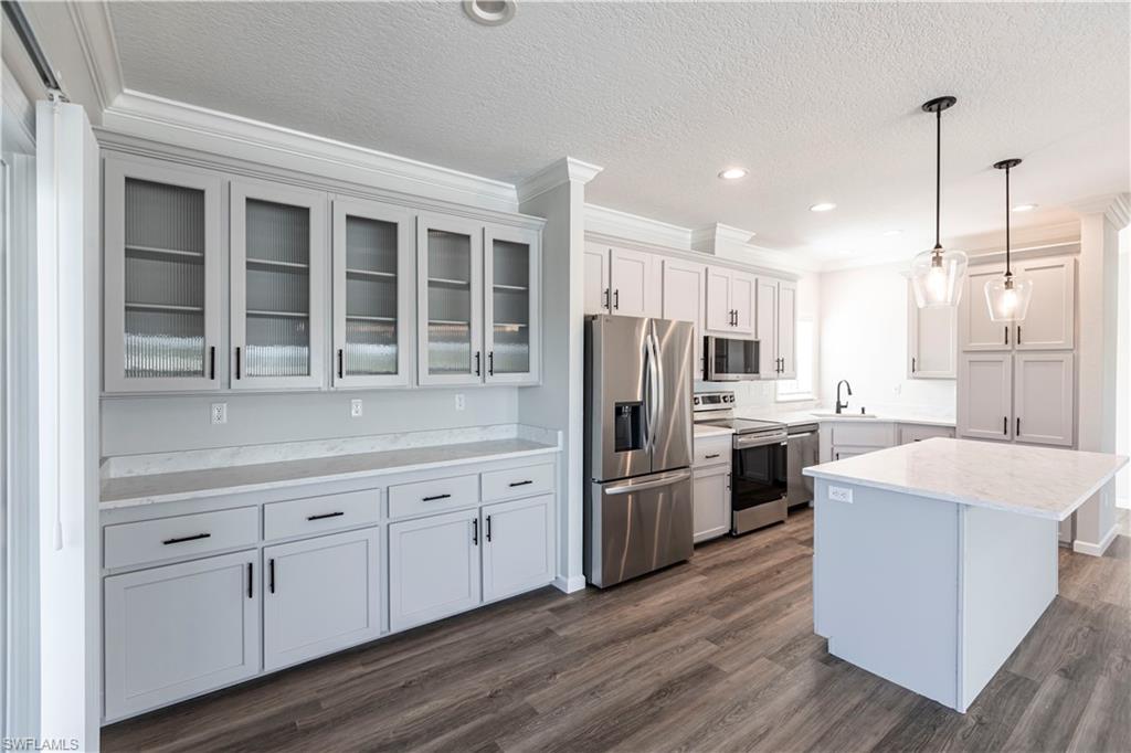 11310 Bougainvillea LN