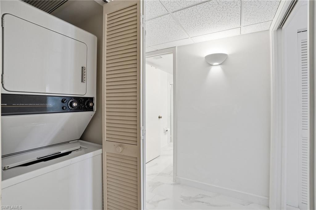 FOREST LAKES - Residential