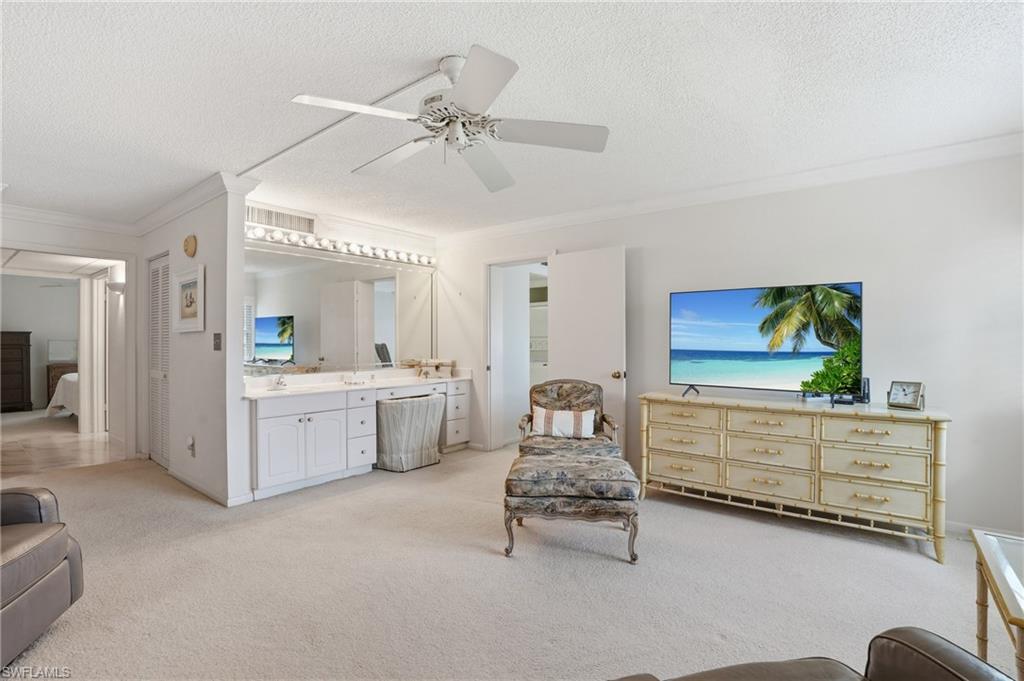 FOREST LAKES - Residential